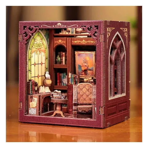 Book Nook „Gentleman’s Lounge“: Miniatur-Zimmer mit Bücherregal und Sessel