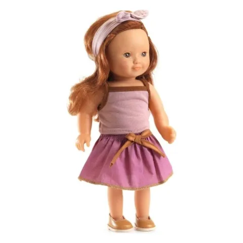 Stehpuppe Sophie von Djeco mit rotbraunen Haaren und rosa Rock